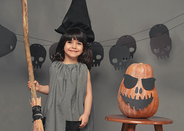 6 Spooktacular Ways to Green Your Costume This Halloween