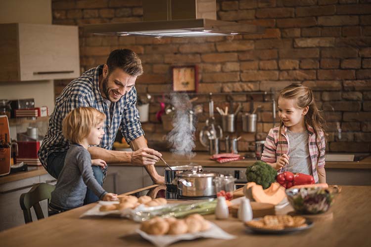 7 Ways to Reduce Single Use Plastics in the Kitchen
