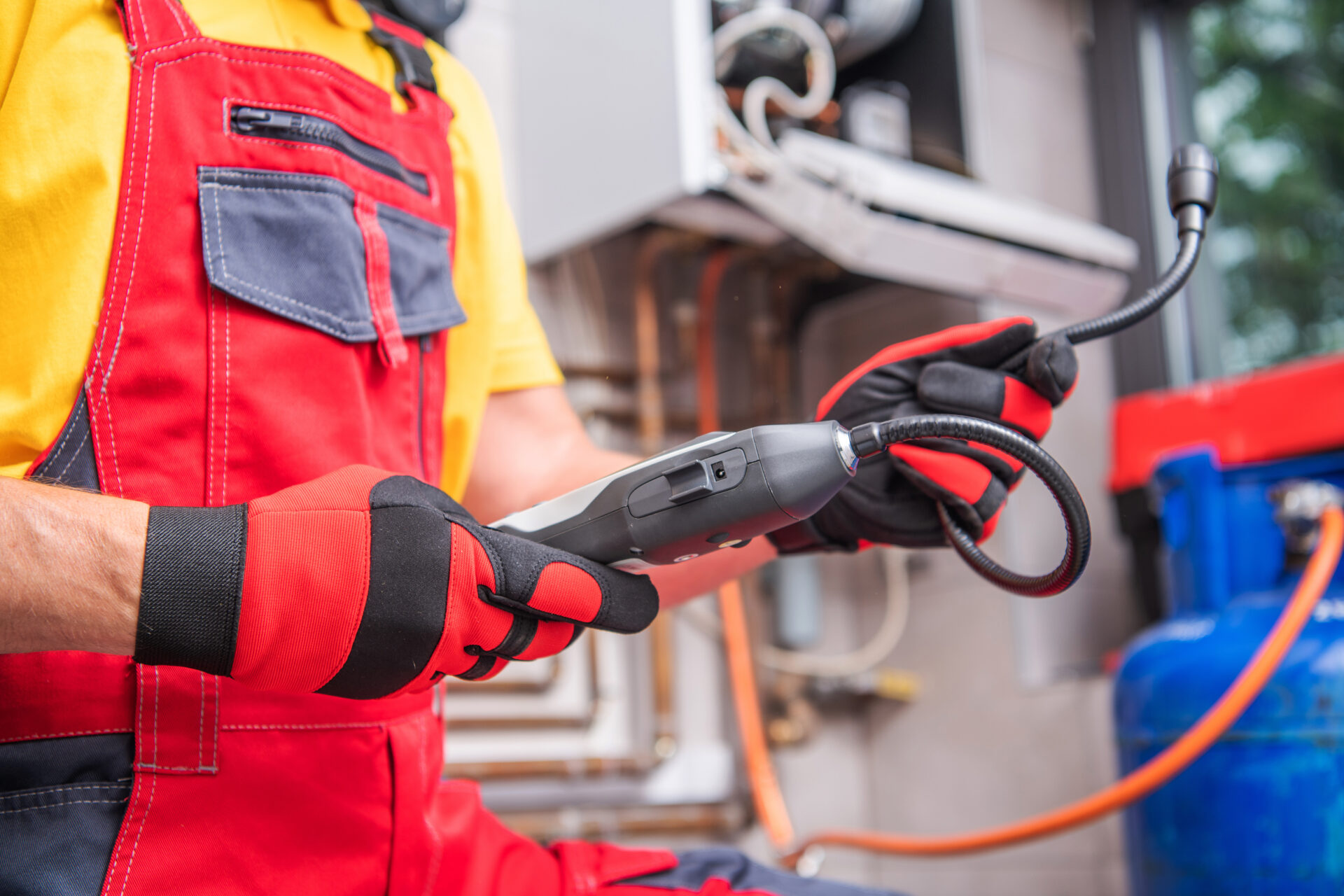 How to Stay Safe From a Natural Gas Leak