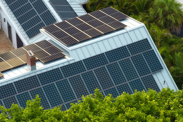 Whole House Solar Generators: A Path to Energy Independence?