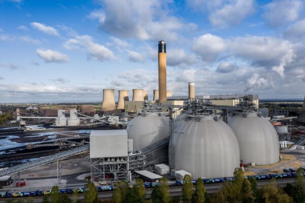 Carbon Capture and Storage (CCS): Technologies, Costs, and Global Impact