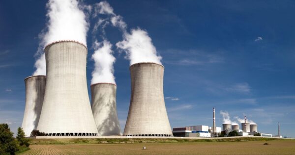 An image of a nuclear power plant
